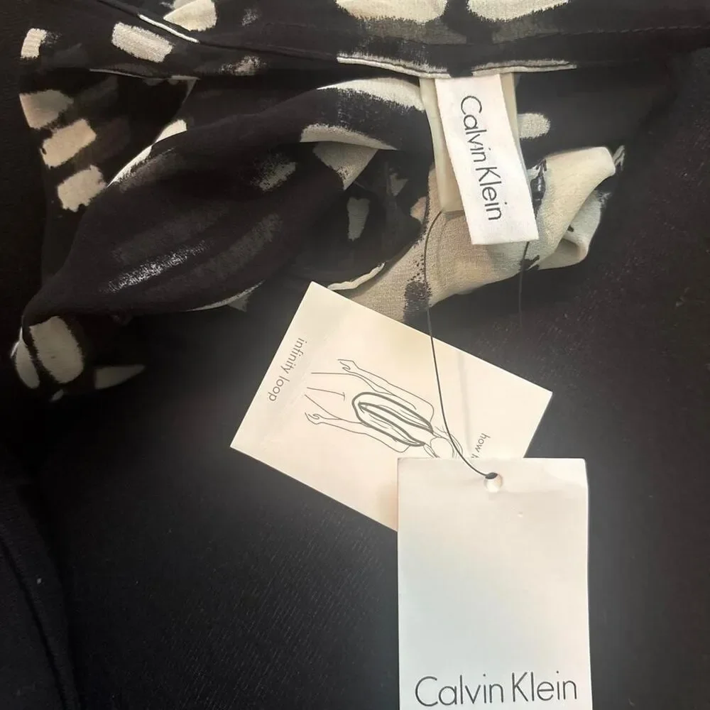 Calvin Klein Women's Black and White Versatile Scarf